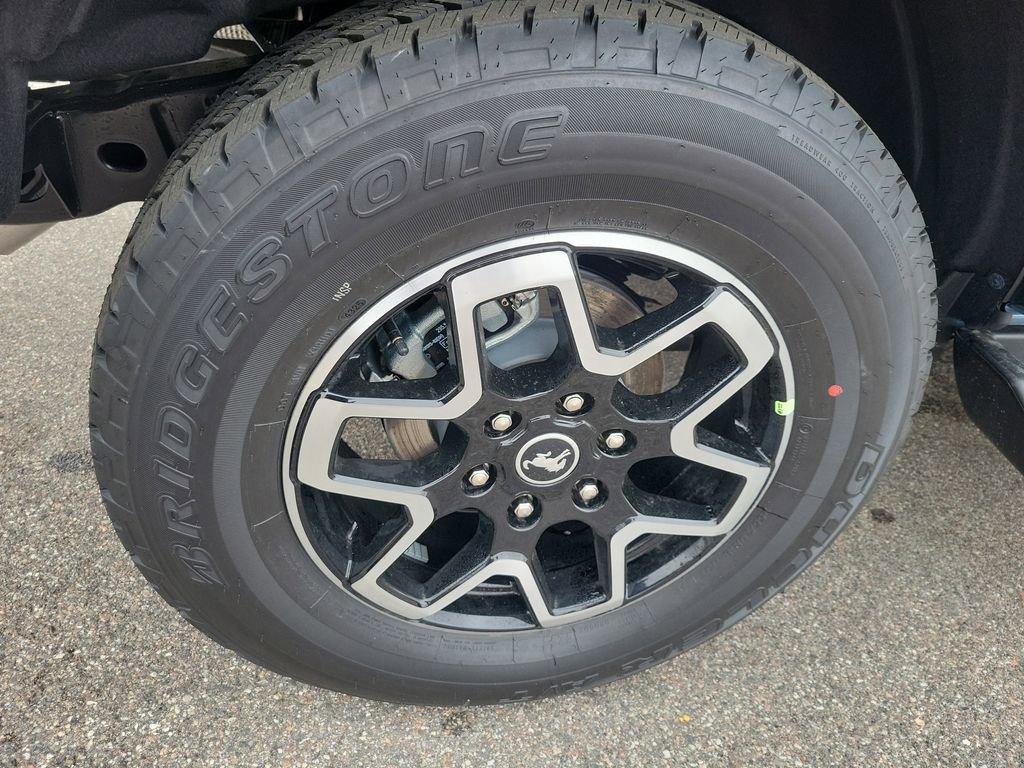 New 2025 Ford Bronco Outer Banks image 6