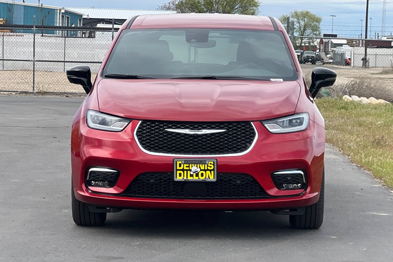 New 2026 Chrysler Pacifica Select AWD/4WD image 11