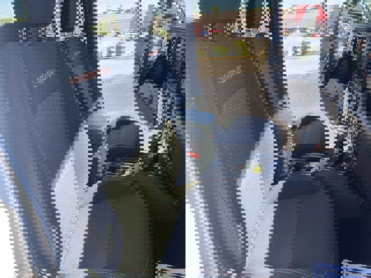 Used 2023 Jeep Gladiator Mojave w/ Cold Weather Group image 28