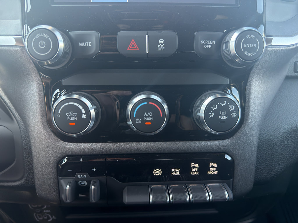 New 2027 RAM 3500 Big Horn w/ Night Edition AWD/4WD image 15
