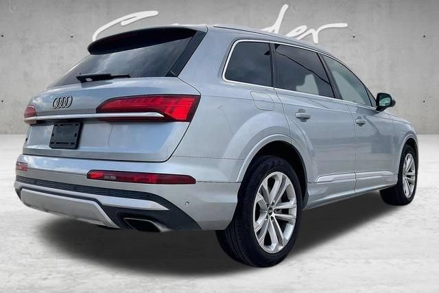 Used 2025 Audi Q7 3.0T Premium Plus AWD/4WD image 4