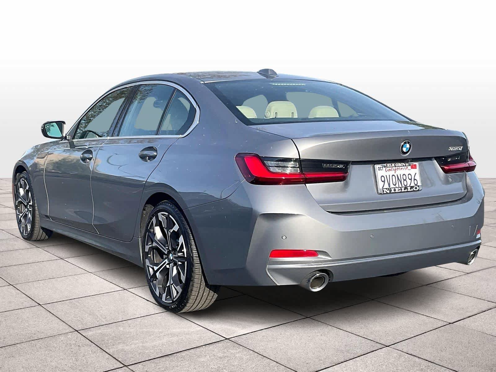 Certified 2025 BMW 330i Sedan w/ Convenience Package image 14