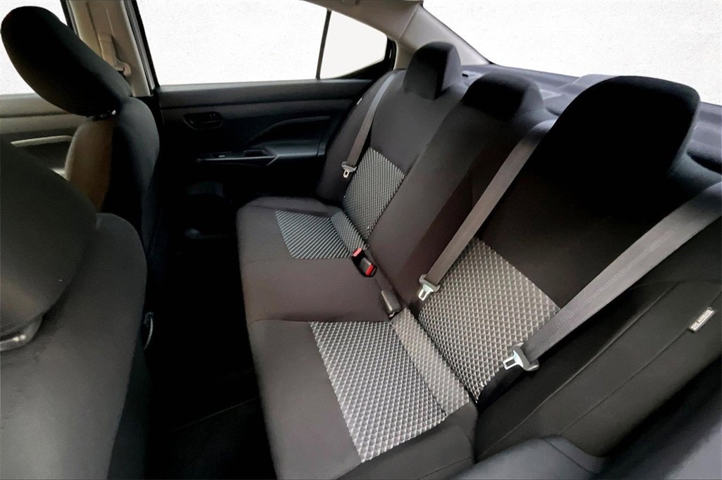 Used 2020 Nissan Versa S image 22