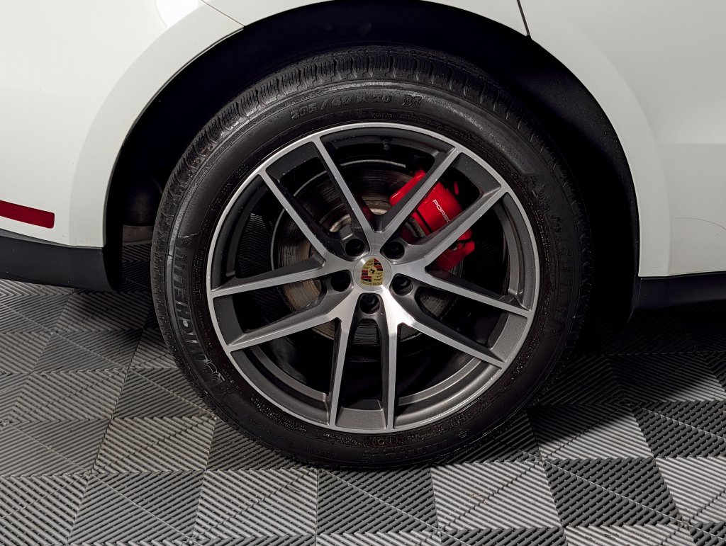 Certified 2023 Porsche Macan S AWD/4WD image 12