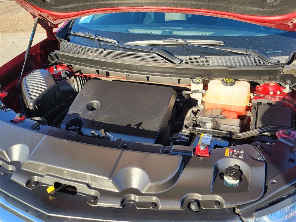 Used 2022 Chevrolet Traverse LT image 33