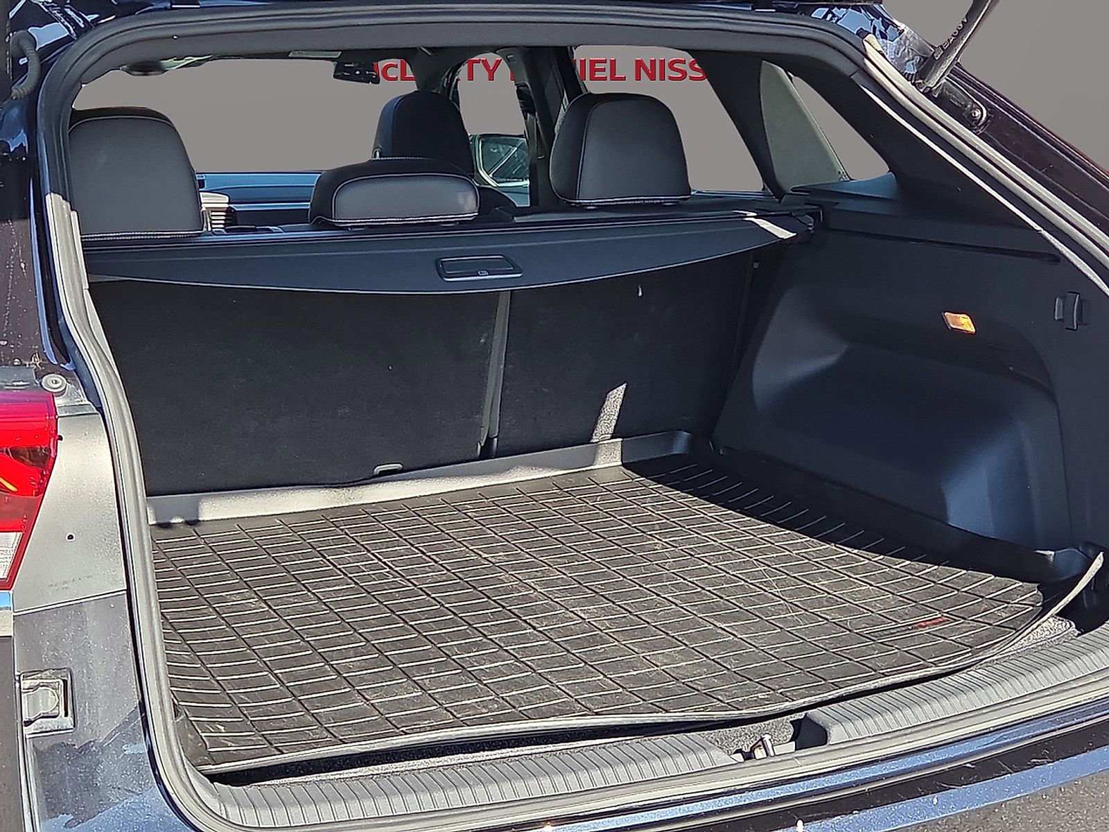 Used 2023 Volkswagen Atlas Cross Sport SEL Premium R-Line image 9