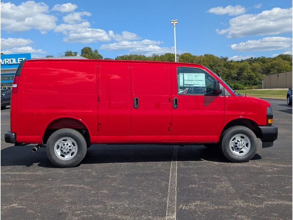 New 2025 Chevrolet Express 2500 w/ Driver Convenience Package image 8