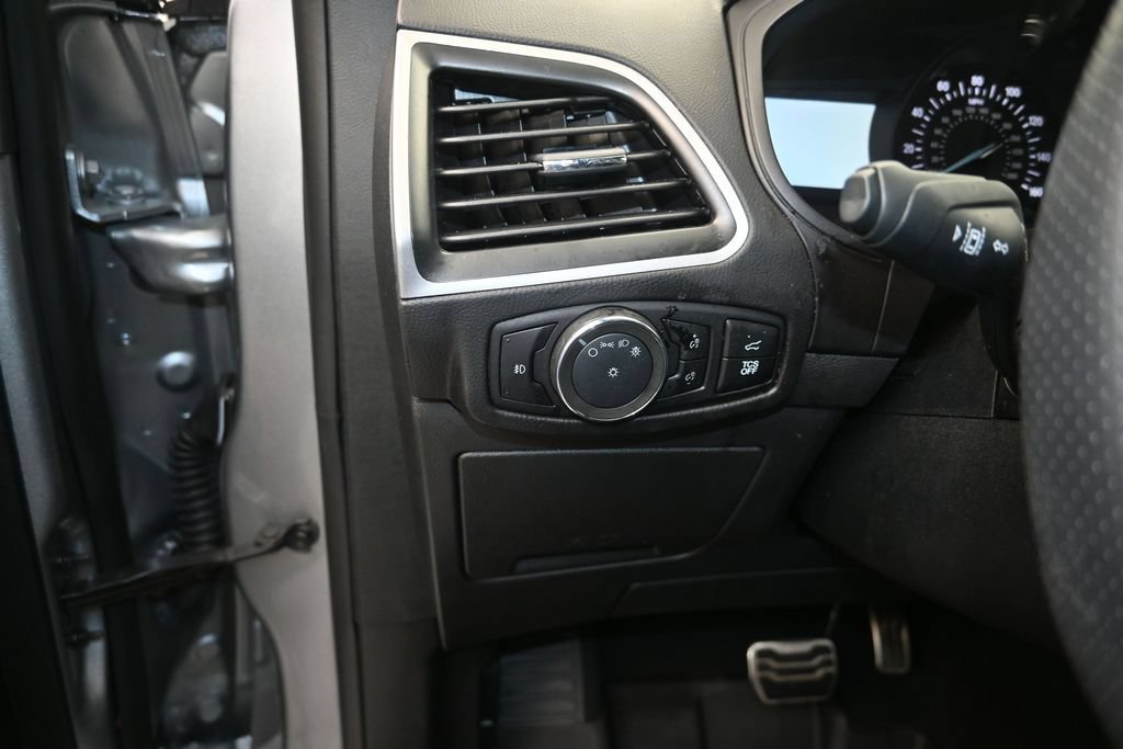 Used 2024 Ford Edge ST-Line AWD/4WD image 12