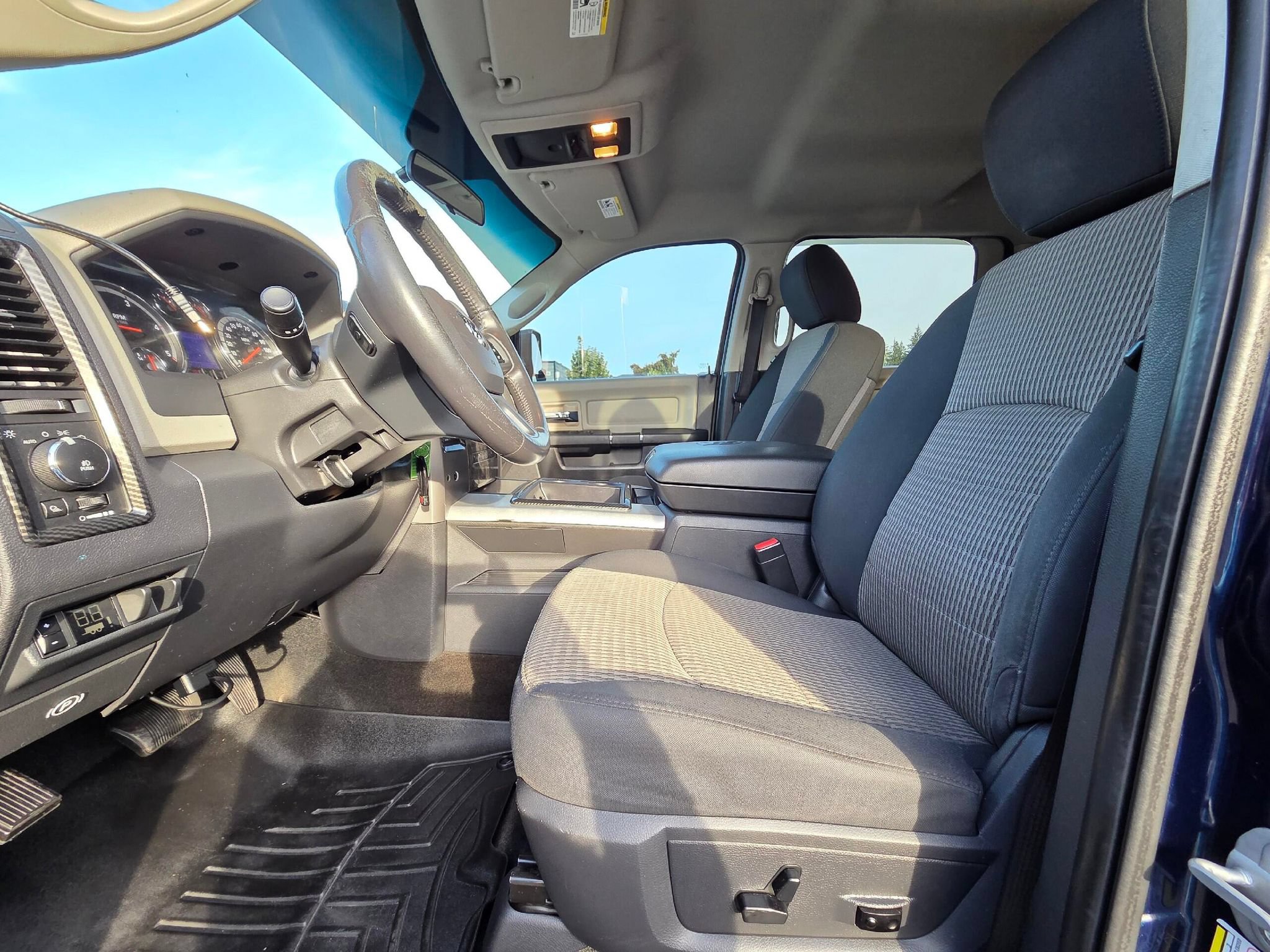 Used 2012 RAM 3500 Big Horn AWD/4WD image 24