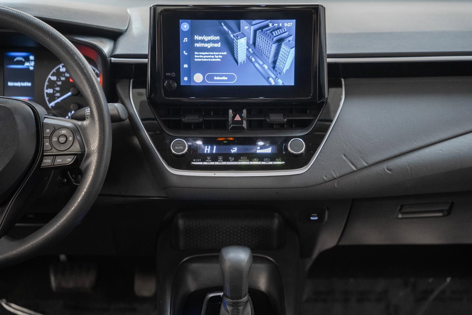 Used 2023 Toyota Corolla LE FWD image 23