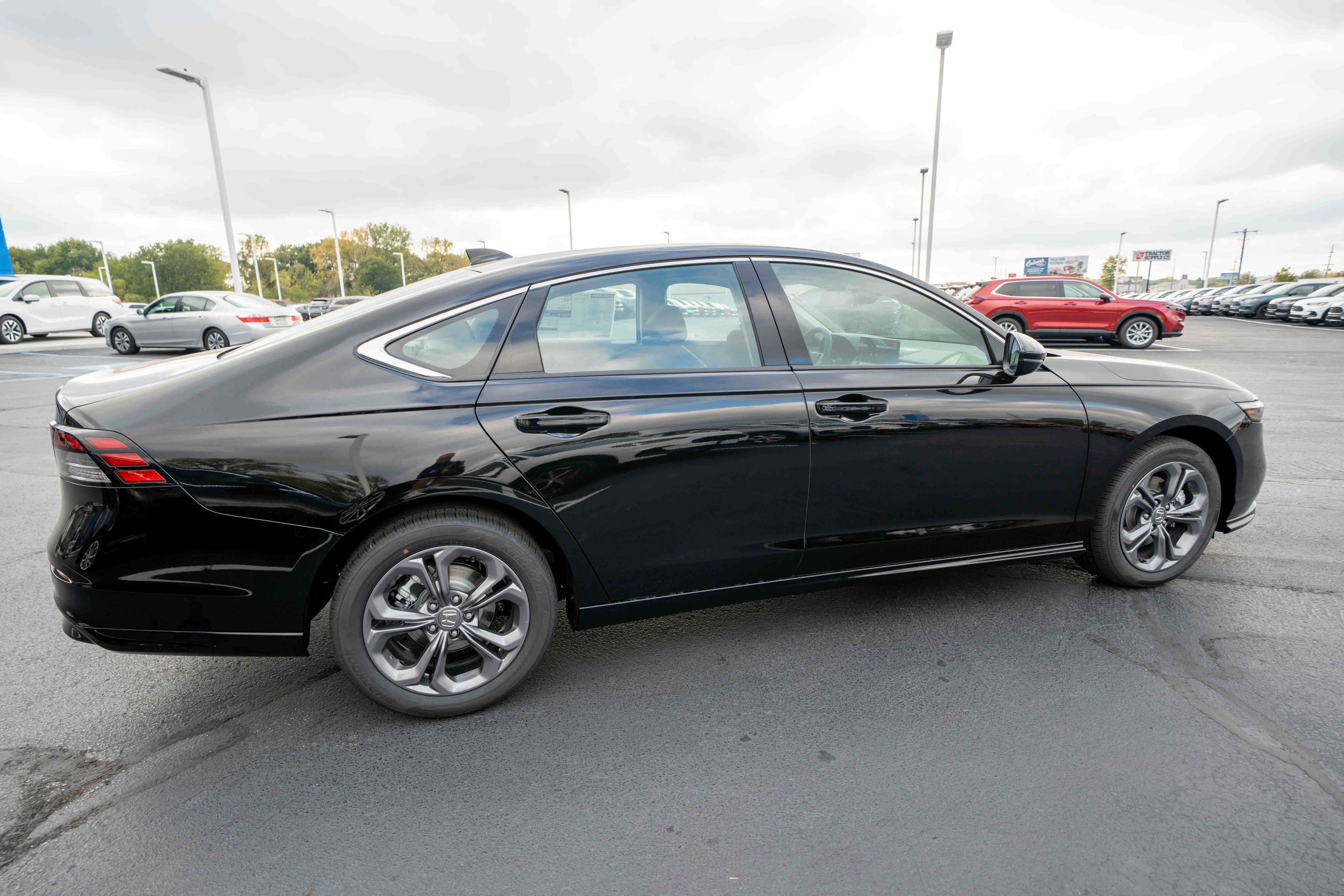 New 2025 Honda Accord EX-L image 6