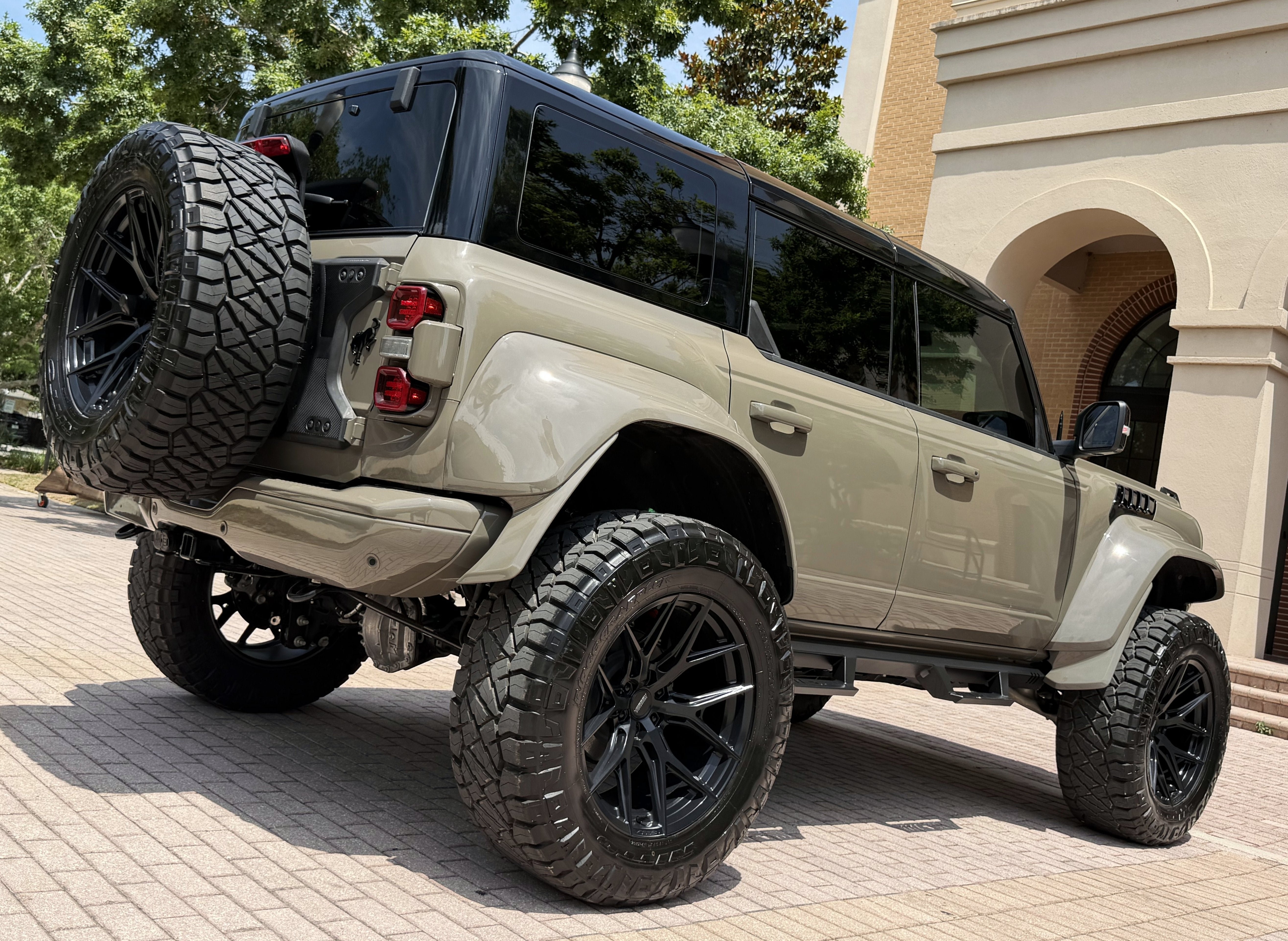Used 2026 Ford Bronco Raptor AWD/4WD image 11