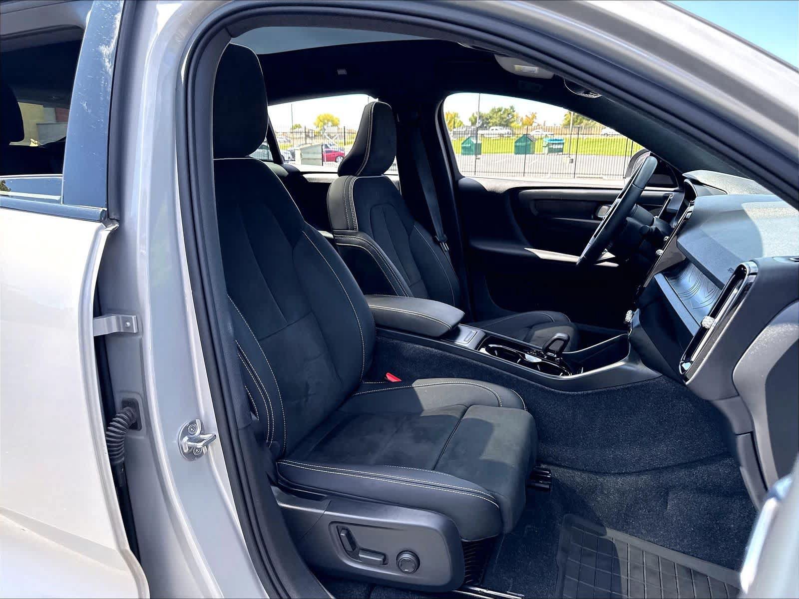 Used 2023 Volvo C40 P8 Recharge Ultimate w/ Protection Package Premier AWD/4WD image 10