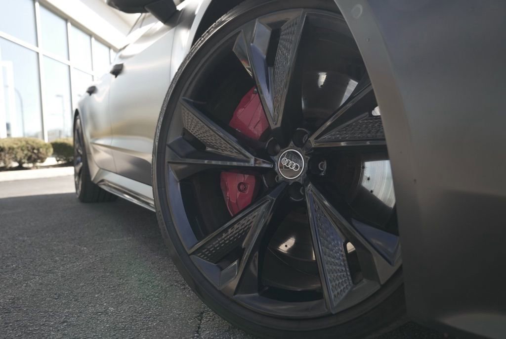 Used 2021 Audi RS 7 Sportback w/ Carbon Optic Package image 27