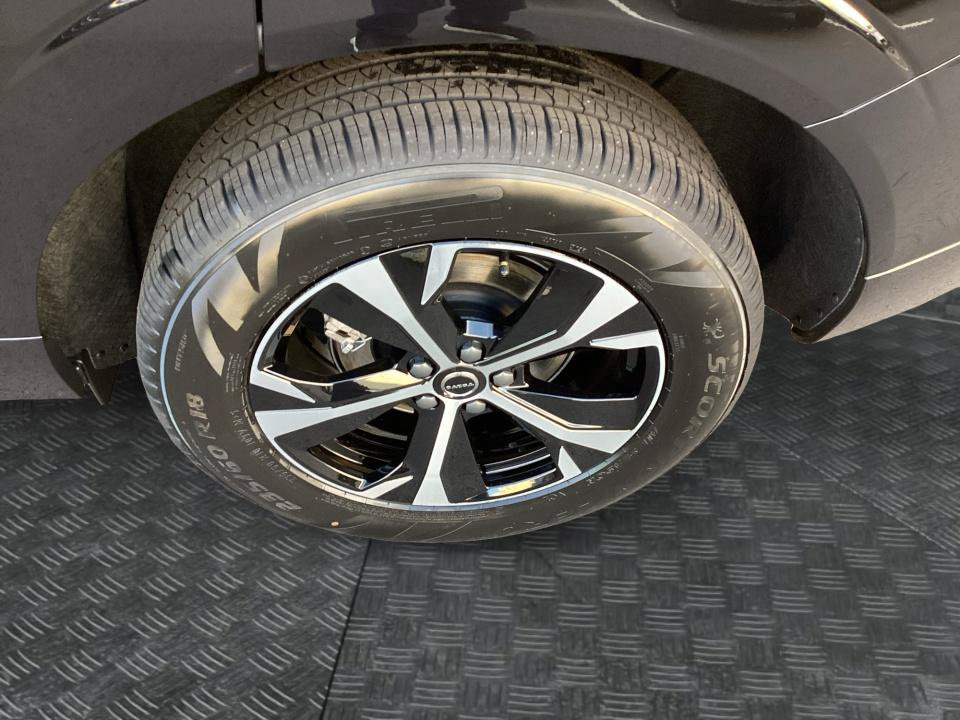 New 2027 Volvo XC60 B5 Core AWD/4WD image 22