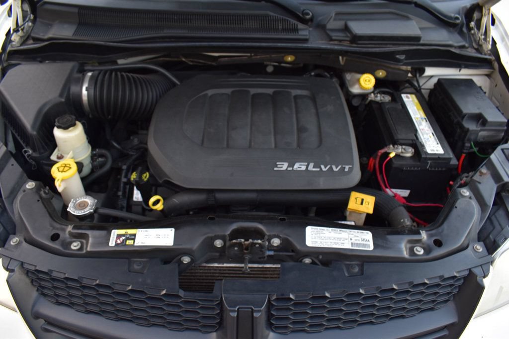Used 2013 RAM C/V Tradesman FWD image 12