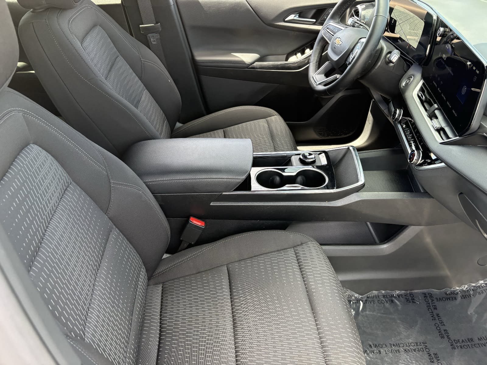 Used 2026 Chevrolet Equinox LT FWD image 14