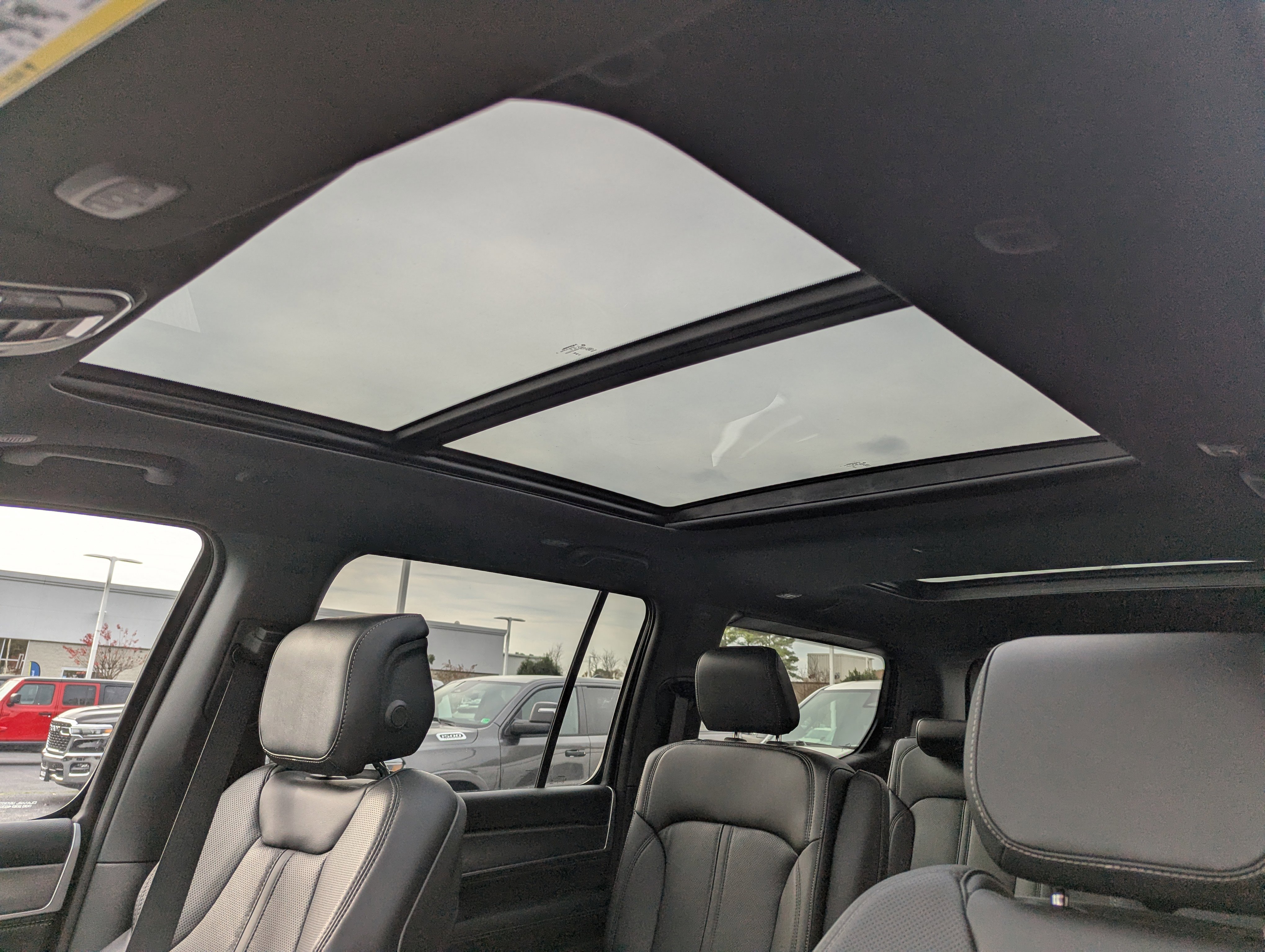 New 2025 Jeep Wagoneer Series II image 22