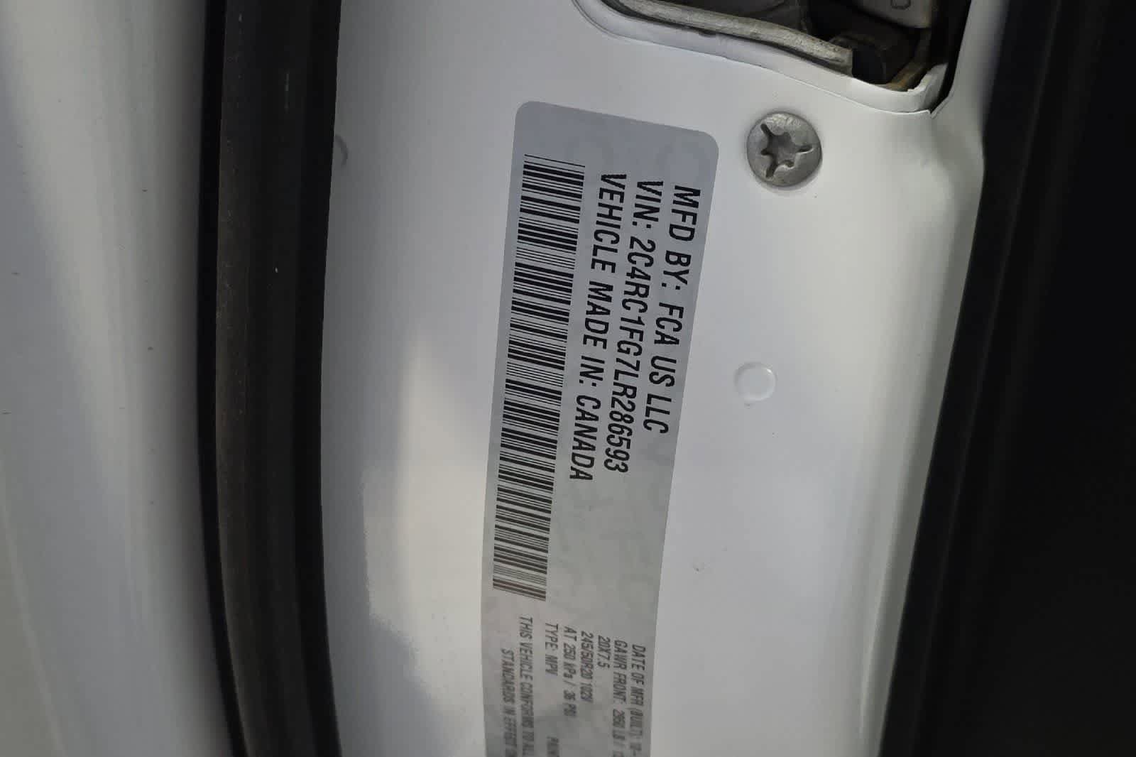 Used 2020 Chrysler Pacifica Touring w/ S Appearance Package FWD image 26
