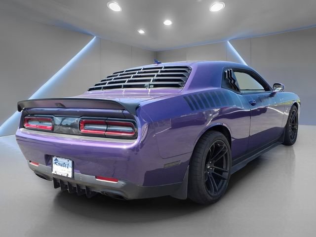 Used 2019 Dodge Challenger R/T Scat Pack w/ Shaker Package RWD image 3