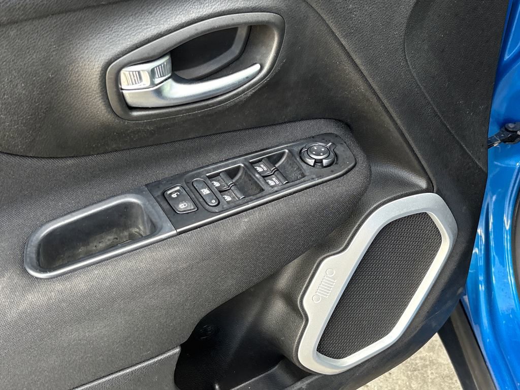 Used 2020 Jeep Renegade Sport FWD image 16