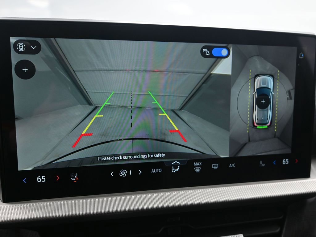 Used 2025 Ford Explorer Platinum w/ LUX Leather Package image 21