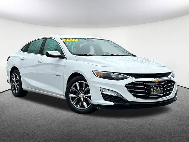 Used 2024 Chevrolet Malibu LT FWD image 2