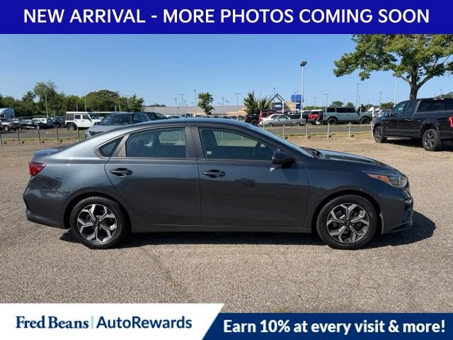 Used 2019 Kia Forte LXS FWD image 8