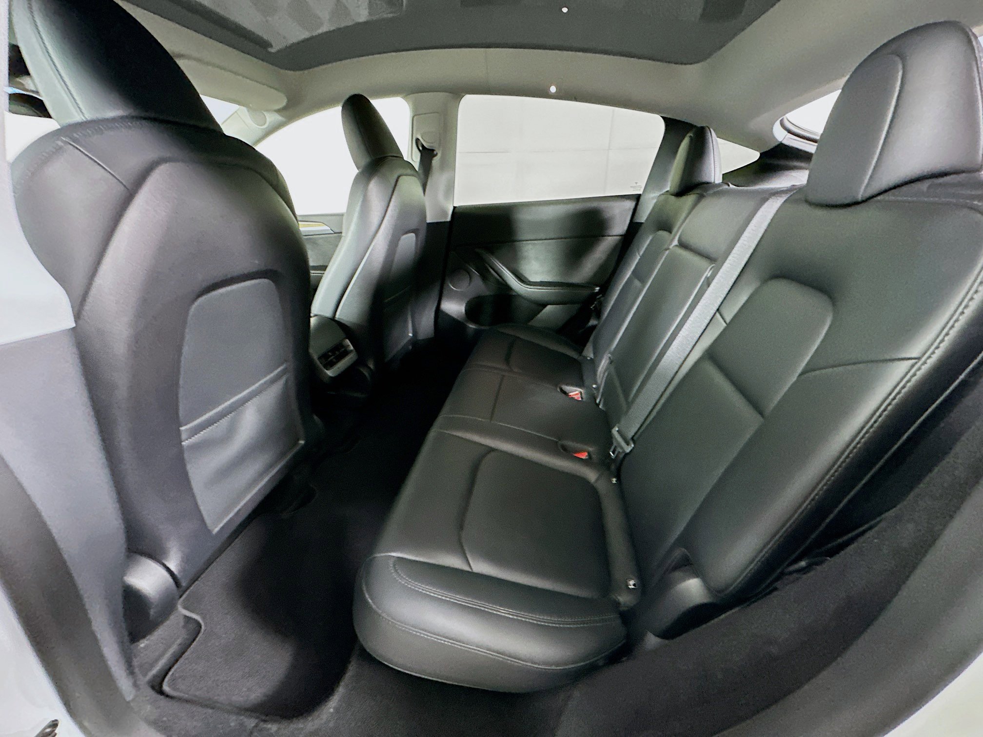 Used 2023 Tesla Model Y AWD image 25