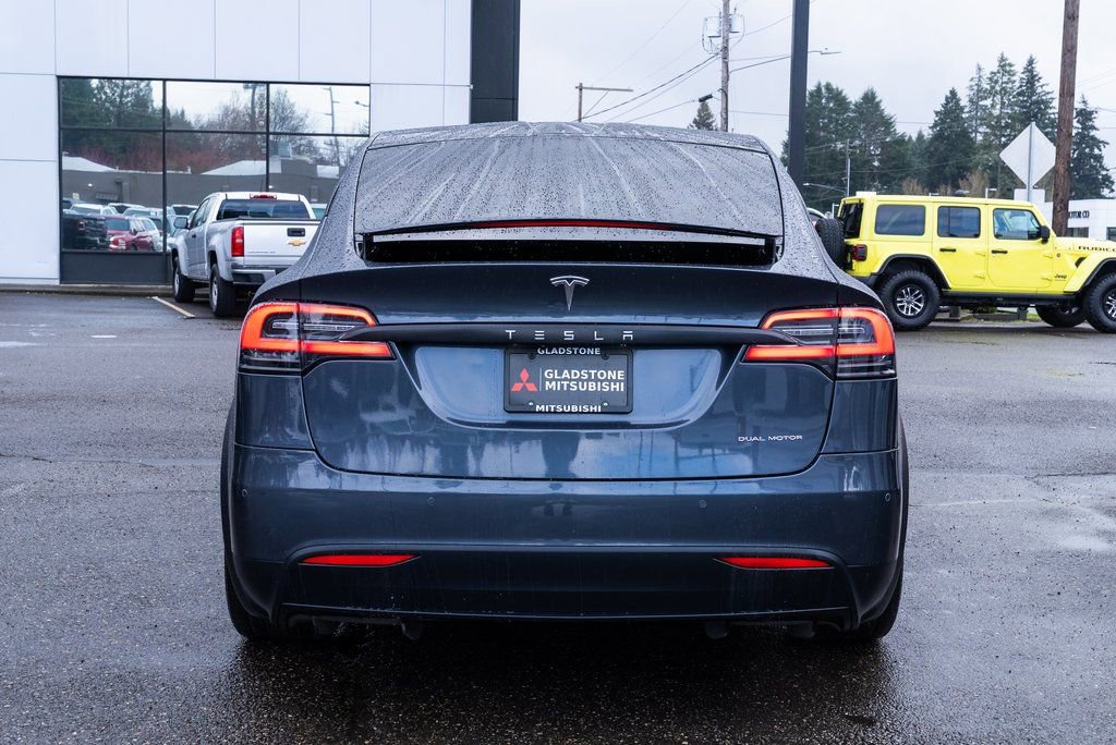 Used 2020 Tesla Model X Long Range image 5