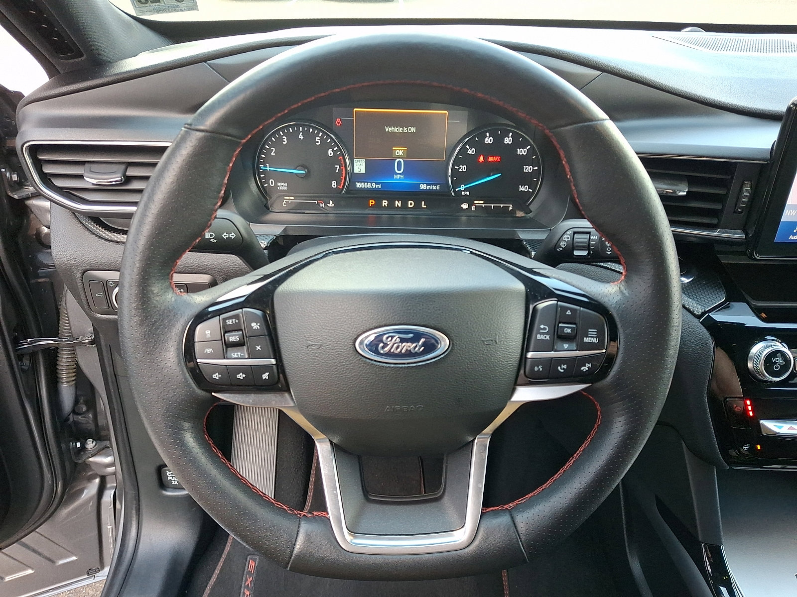 Certified 2023 Ford Explorer ST-Line w/ Class IV Trailer Tow Package image 22