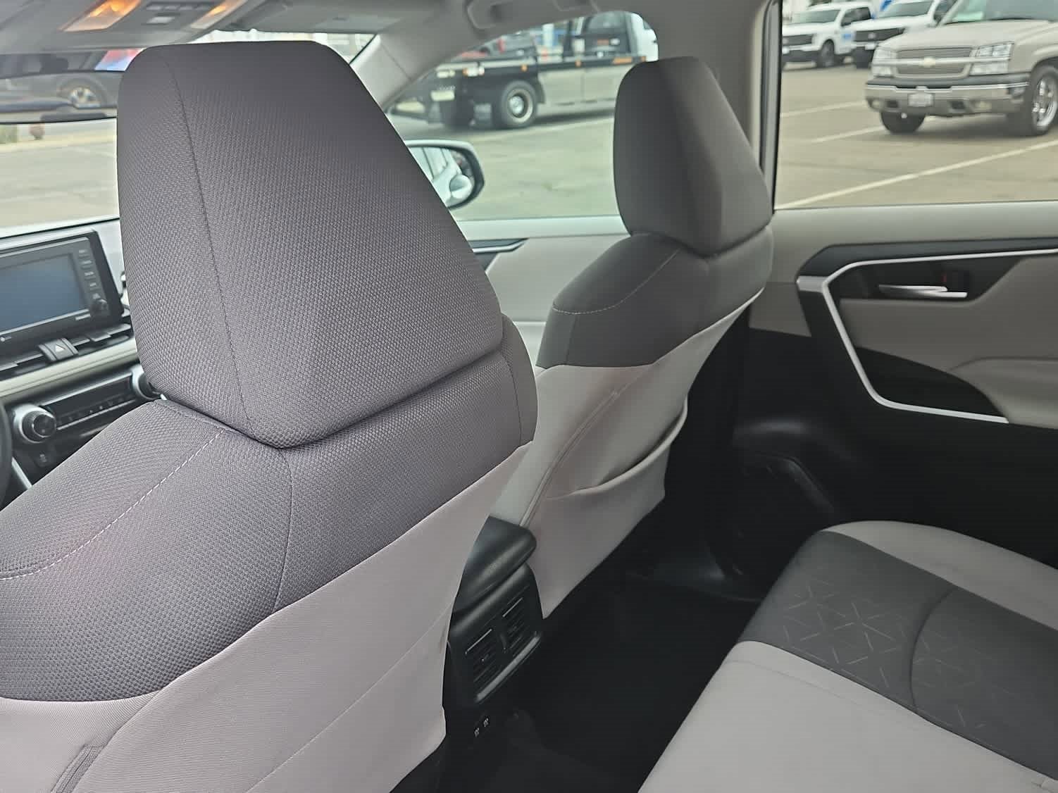 Used 2020 Toyota RAV4 XLE image 11