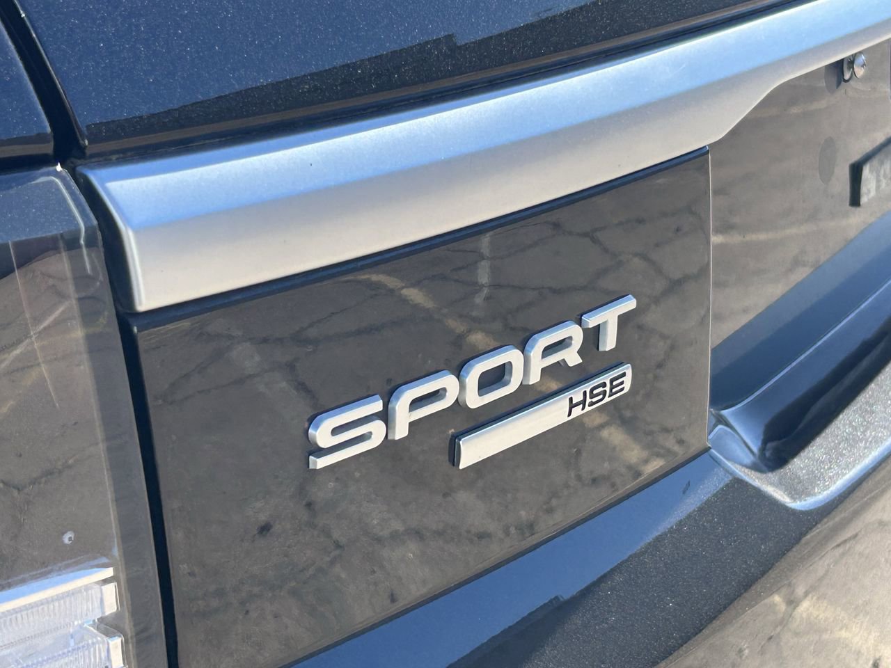 Used 2017 Land Rover Range Rover Sport HSE AWD/4WD image 9