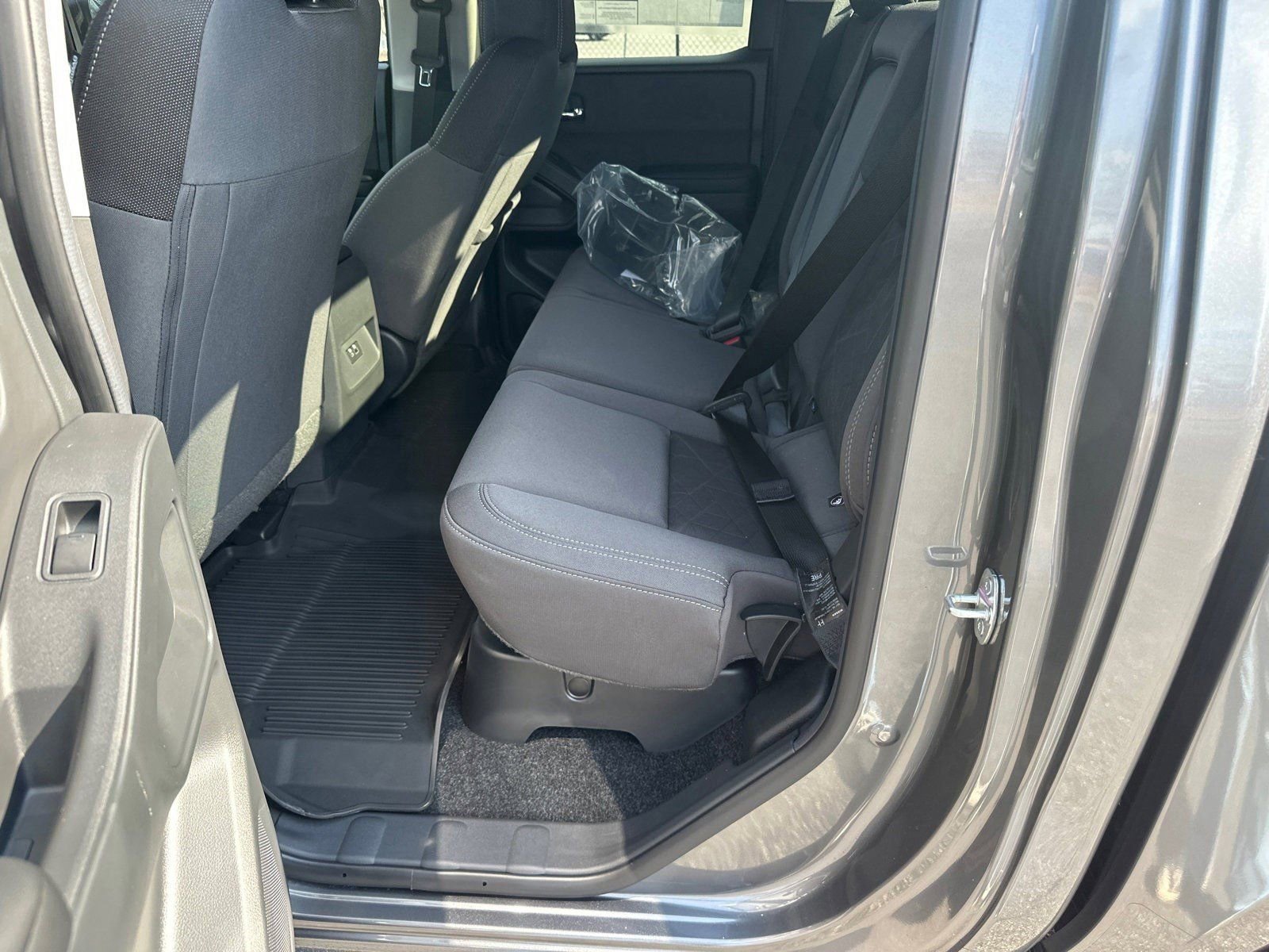 New 2026 Nissan Frontier SV image 20