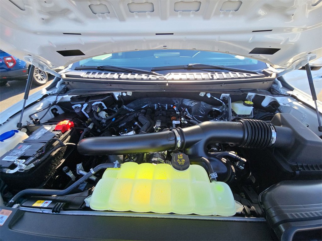 Used 2024 Ford Expedition Max XLT image 27