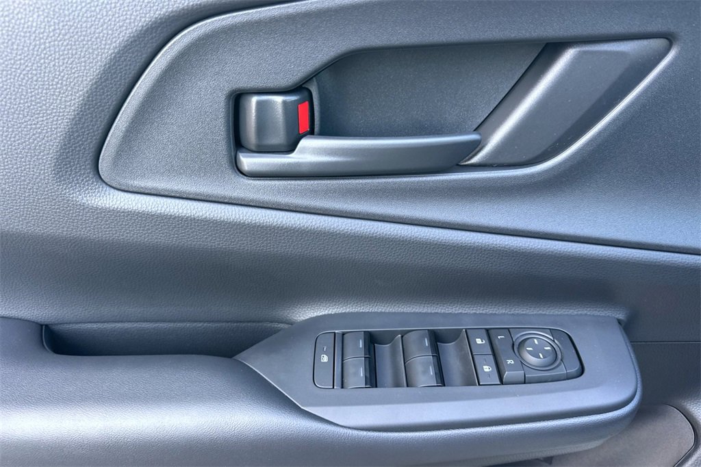 New 2026 Toyota Prius Plug-In Hybrid image 11