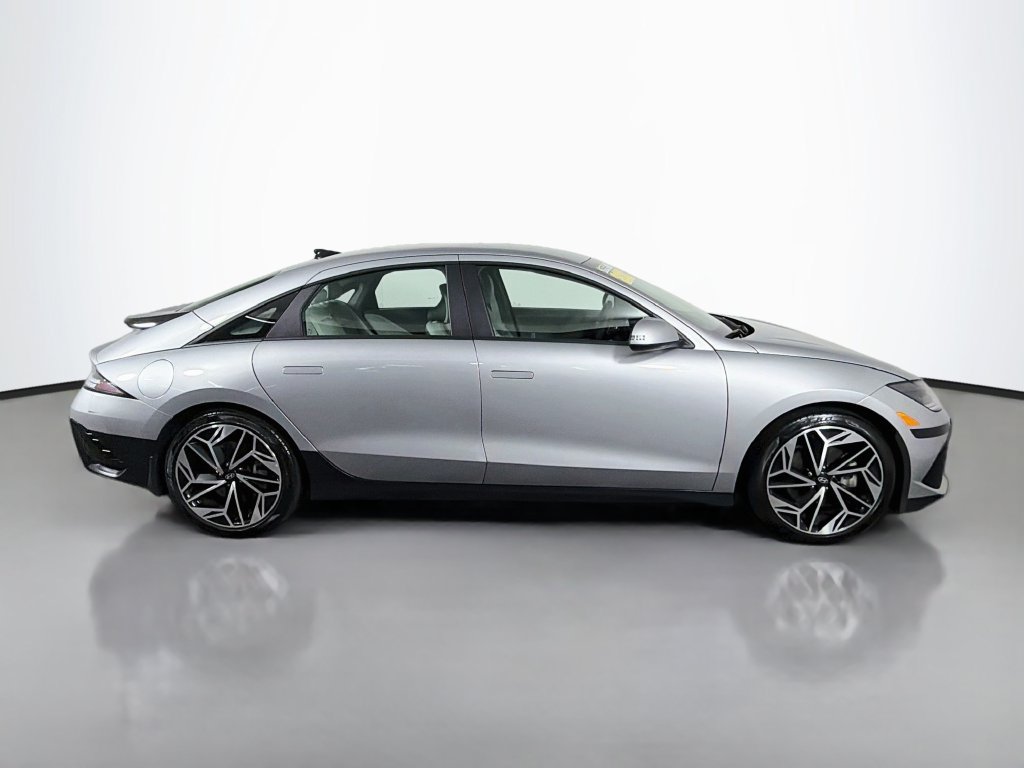Used 2023 Hyundai Ioniq 6 SEL AWD/4WD image 8