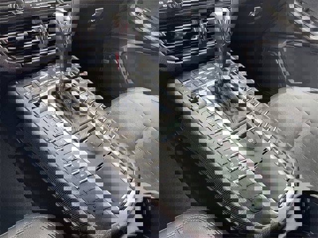 Used 2021 Porsche Macan image 19