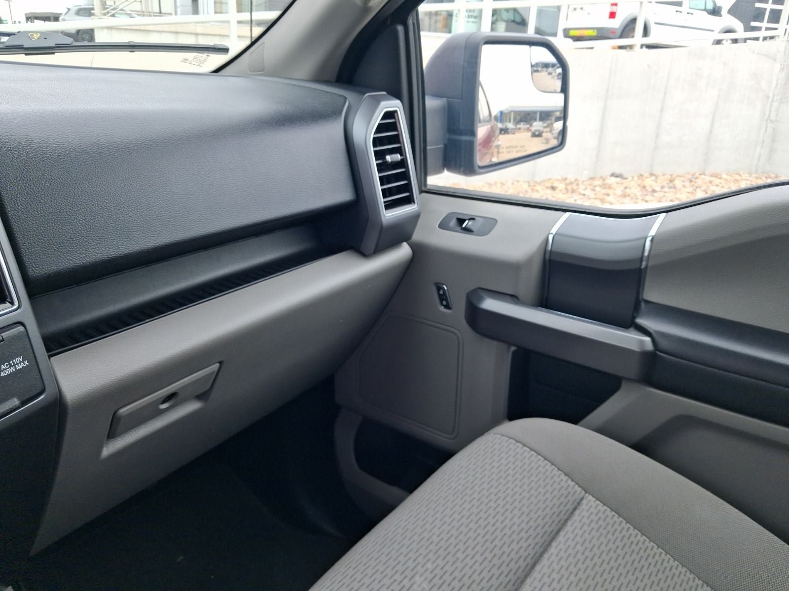Used 2020 Ford F150 XLT w/ Equipment Group 302A Luxury AWD/4WD image 25