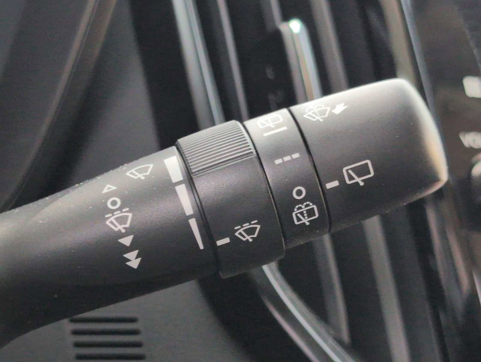 Used 2026 Subaru Ascent Premium AWD/4WD image 25