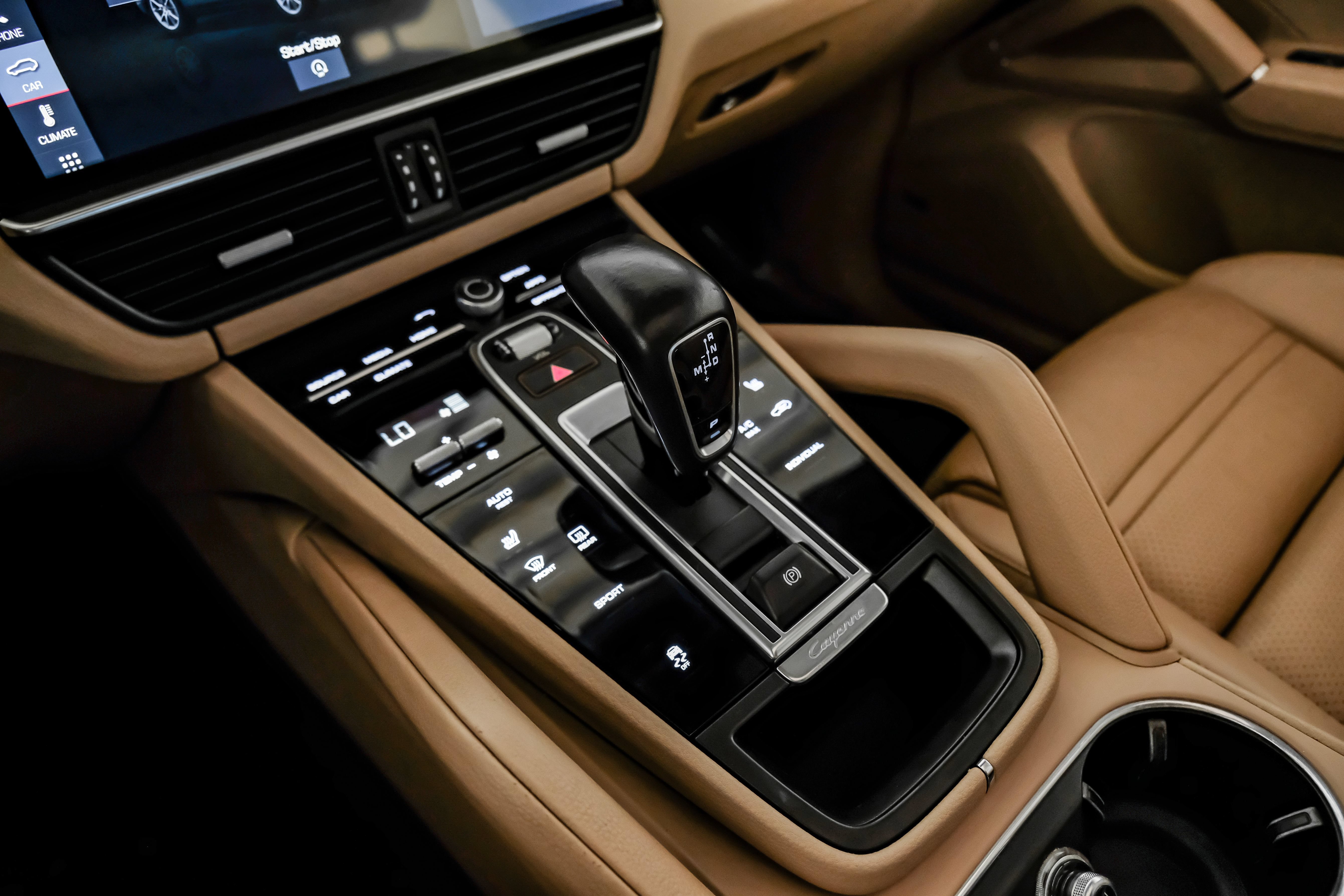 Used 2019 Porsche Cayenne AWD/4WD image 23