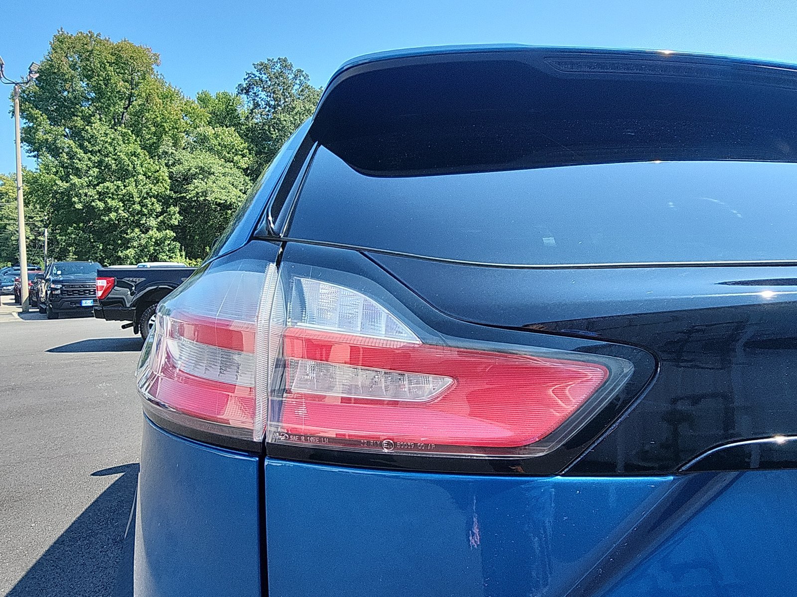 Used 2019 Ford Edge ST w/ Convenience Package AWD/4WD image 13