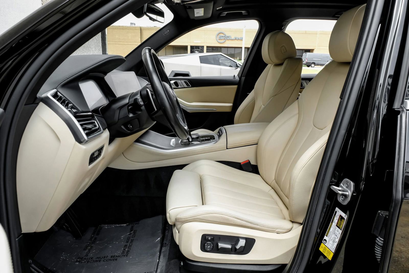 Used 2022 BMW X5 sDrive40i w/ Parking Assistance Package RWD image 3