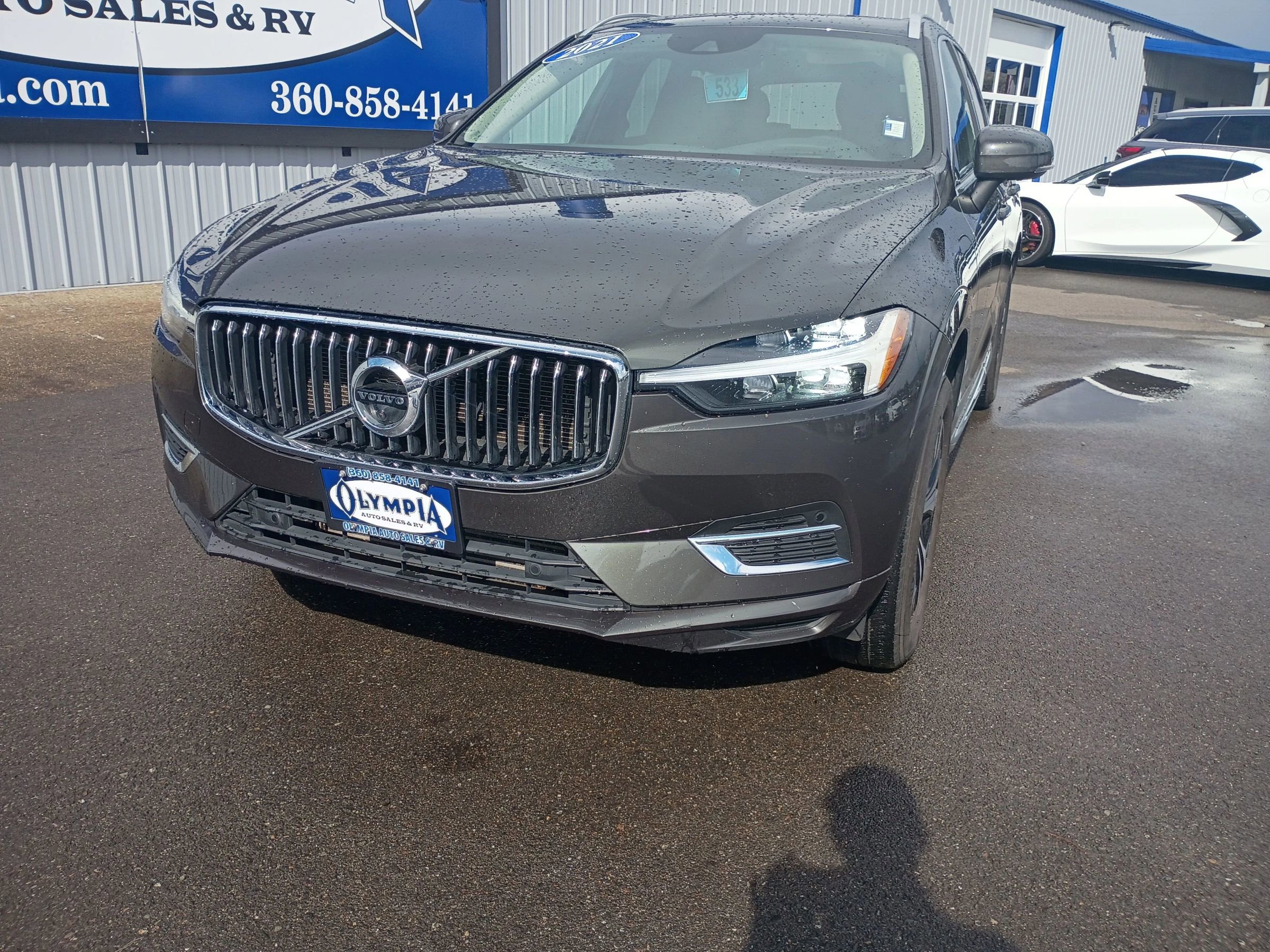 Used 2021 Volvo XC60 T8 Inscription Expression AWD/4WD image 4