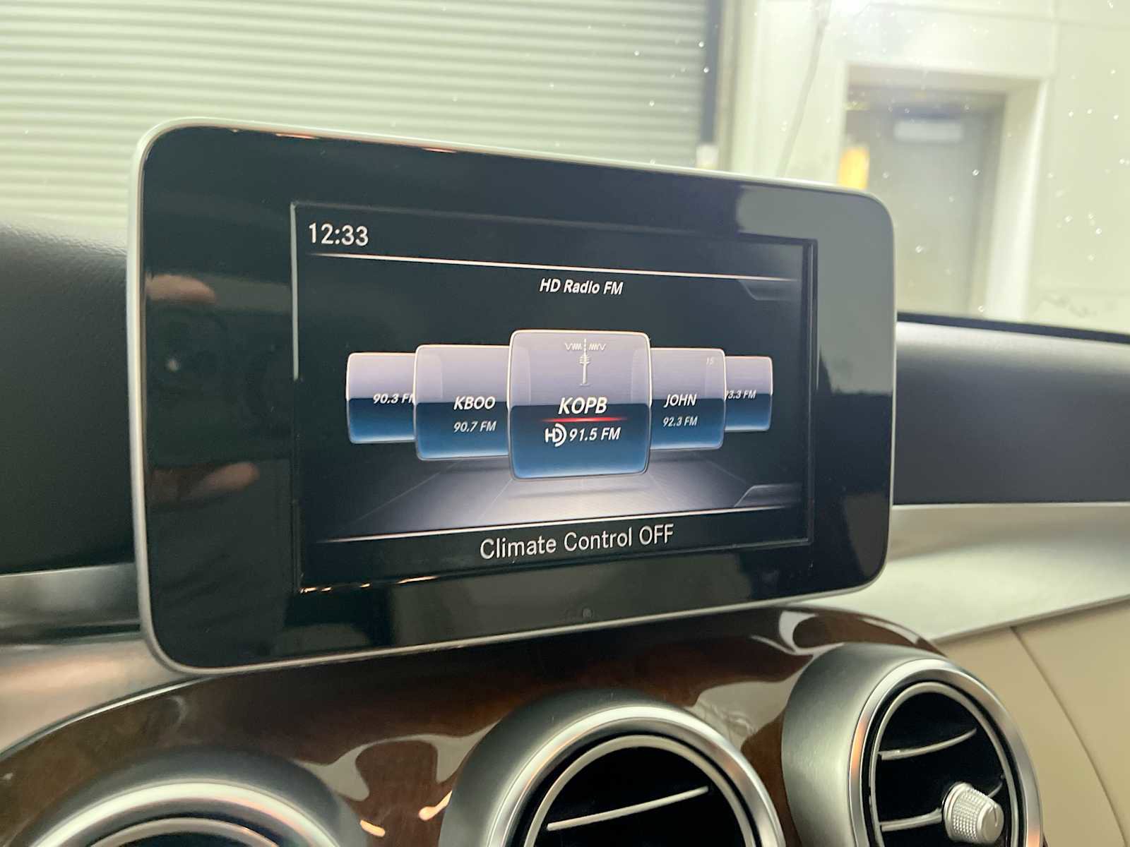 Used 2018 Mercedes-Benz C 300 Sedan image 18