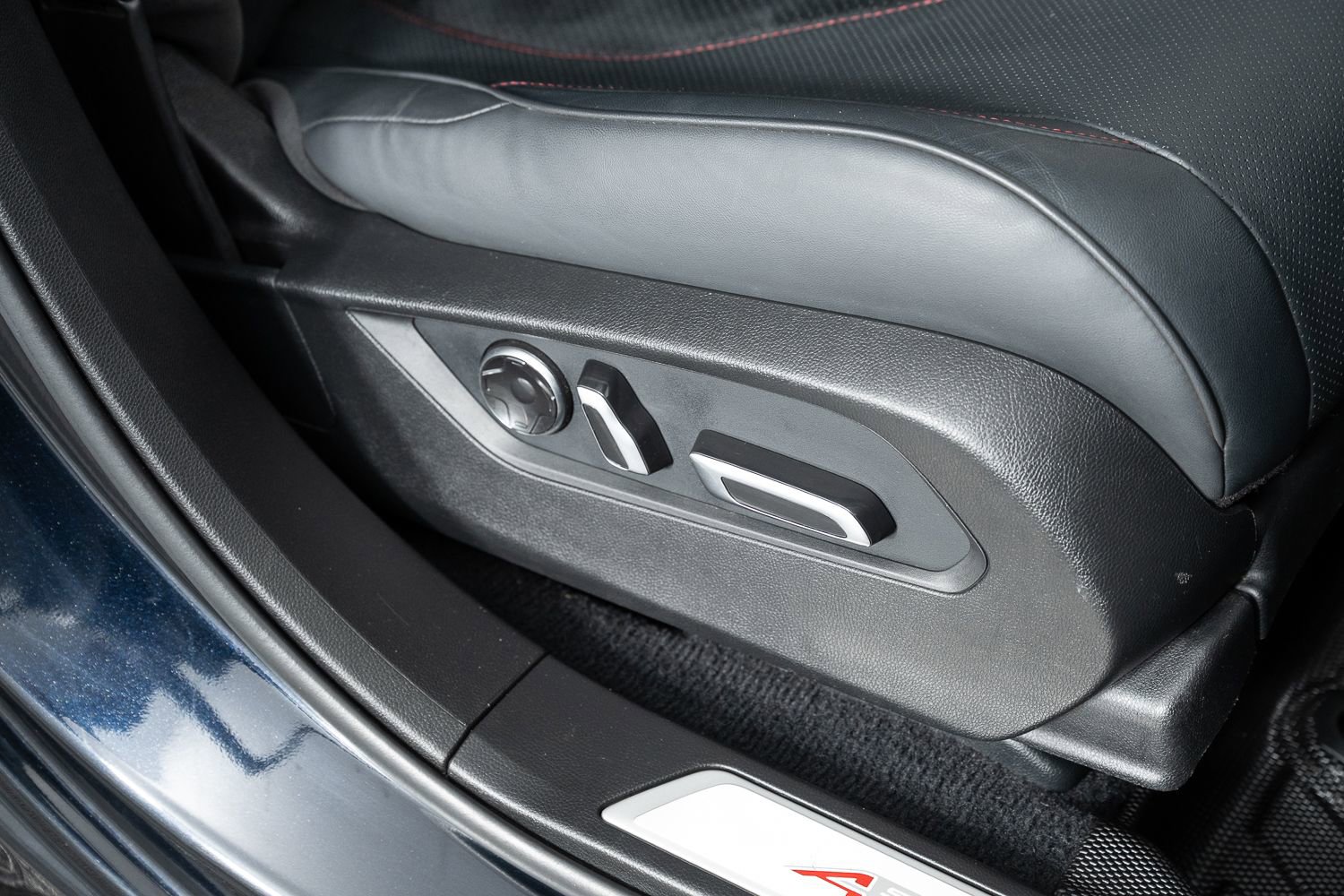 Used 2022 Acura RDX A-Spec image 30