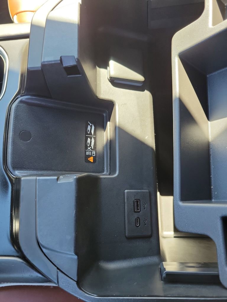 Certified 2024 GMC Sierra 2500 Denali Ultimate image 37