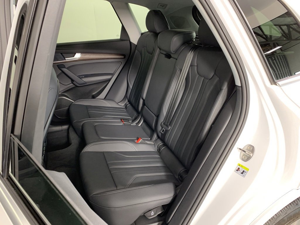 Used 2024 Audi Q5 e Premium Plus image 27