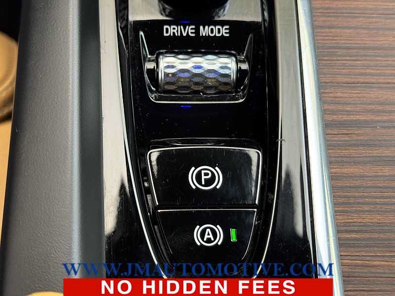 Used 2020 Volvo XC60 T6 Inscription w/ Protection Package AWD/4WD image 33