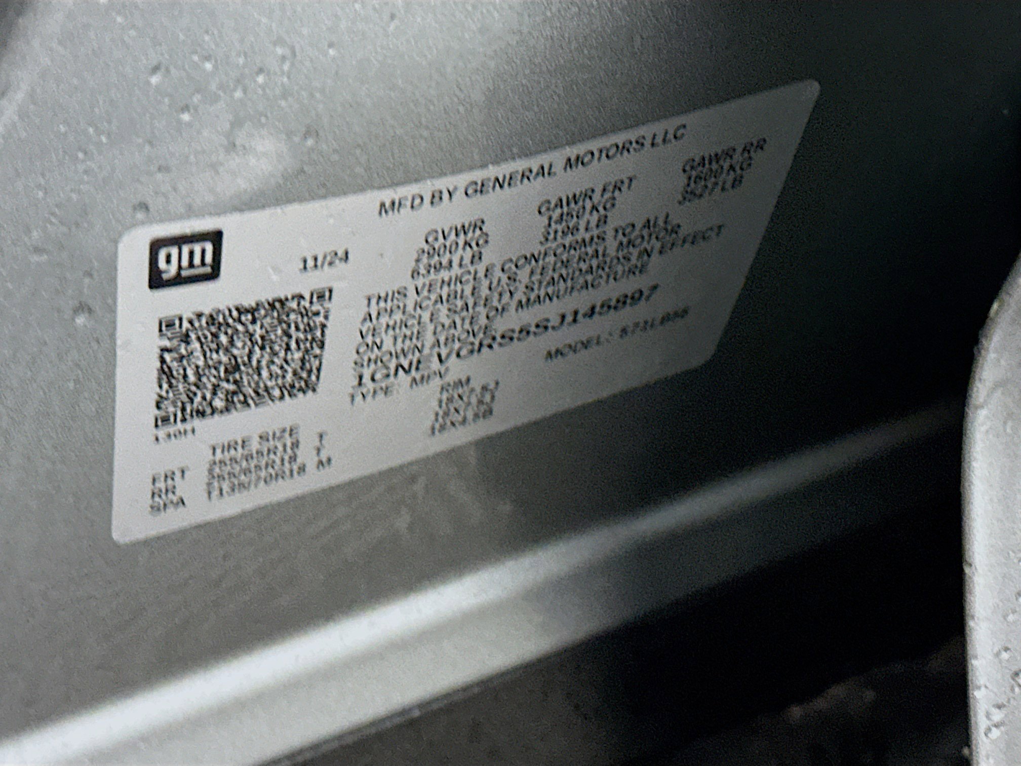 Used 2025 Chevrolet Traverse LT image 12